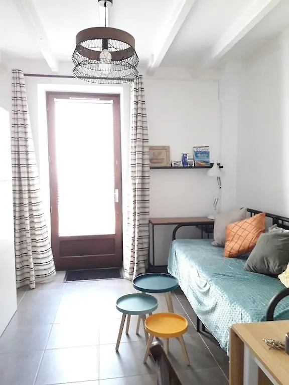 Le Roche B Apartment Ferel