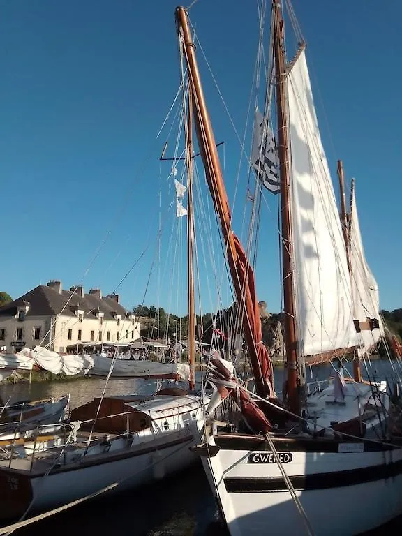Le Roche B Apartment Ferel France